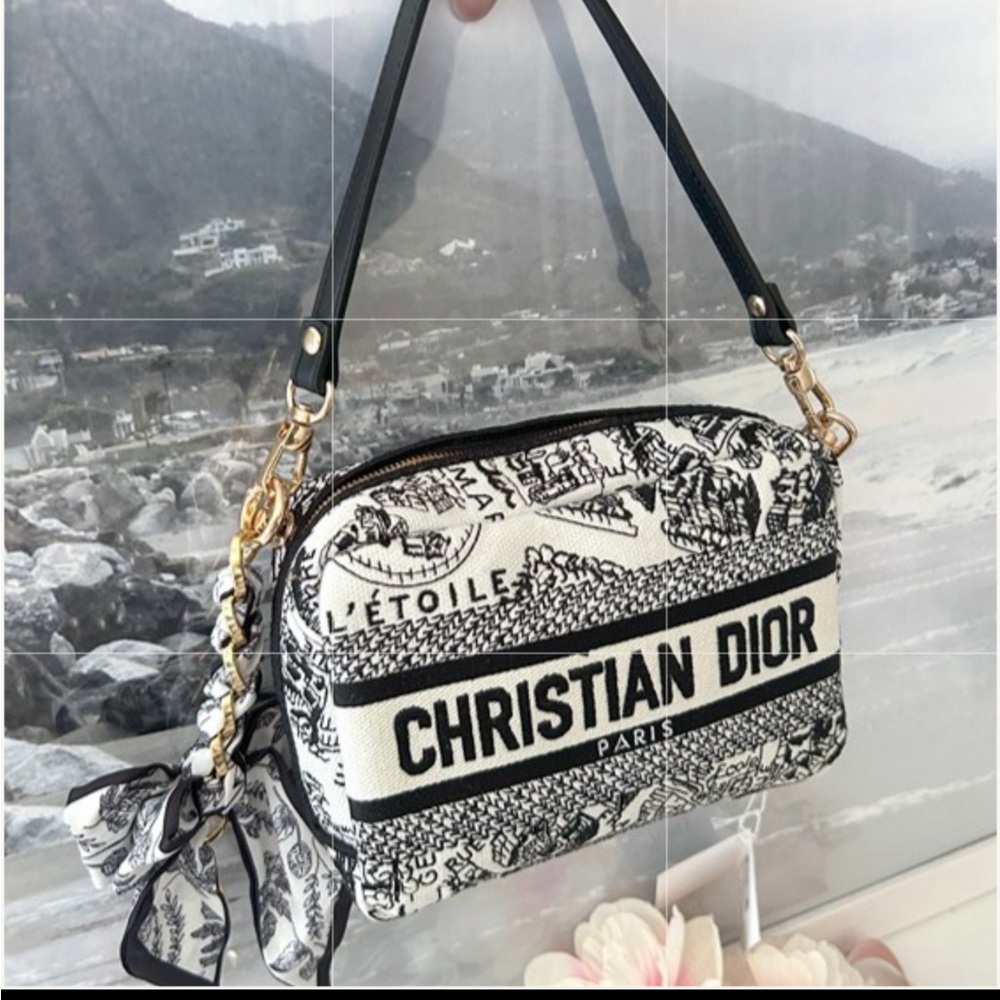 Dior GWP/VIP Embroidered black and white bag with 2 straps - Picture 5 of 6